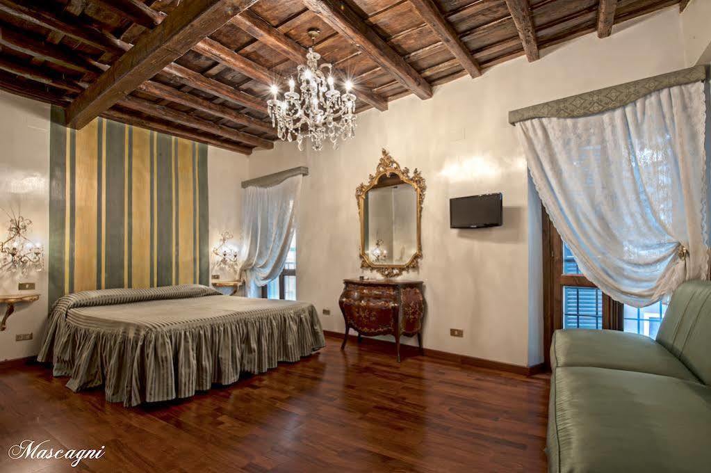 Hotel Antica Locanda Roma Dış mekan fotoğraf